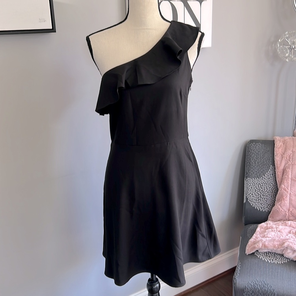 Banana Republic One-Shoulder Ruffle Dress - Picture 2 of 8